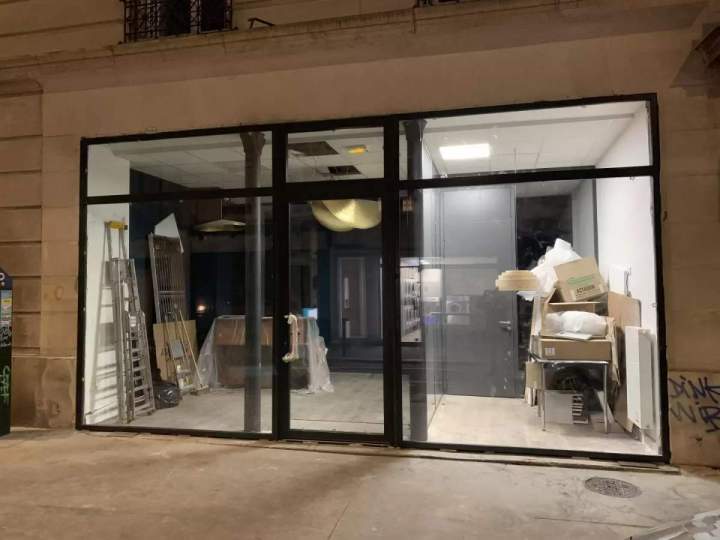 porte de magasin